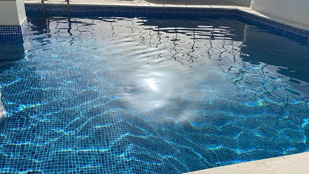 El Arbol - Rooftop Pool - Puerto Deportivo マルベーリャ エクステリア 写真